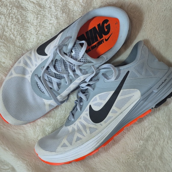 Nike Shoes - Nike Women's Gray and Orange Running Shoes GREAT CONDITION